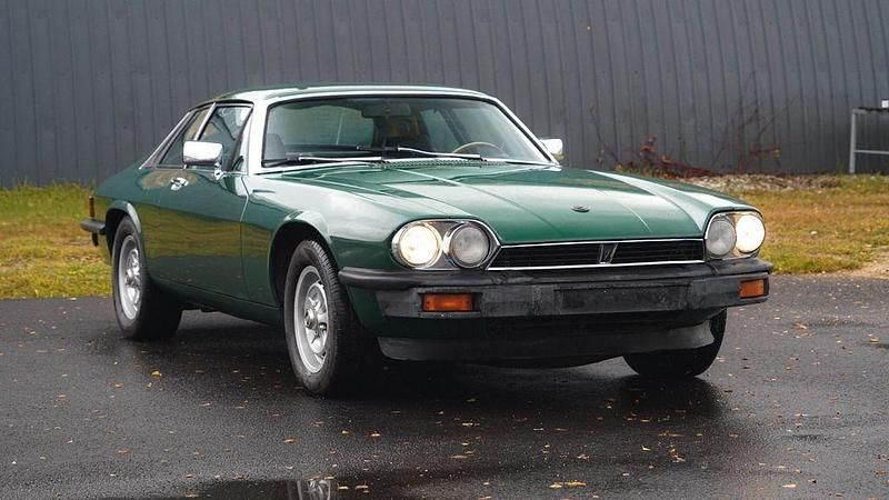 Grün Gebraucht 1977 Jaguar XJS | 10.500 € - Bild 1/4