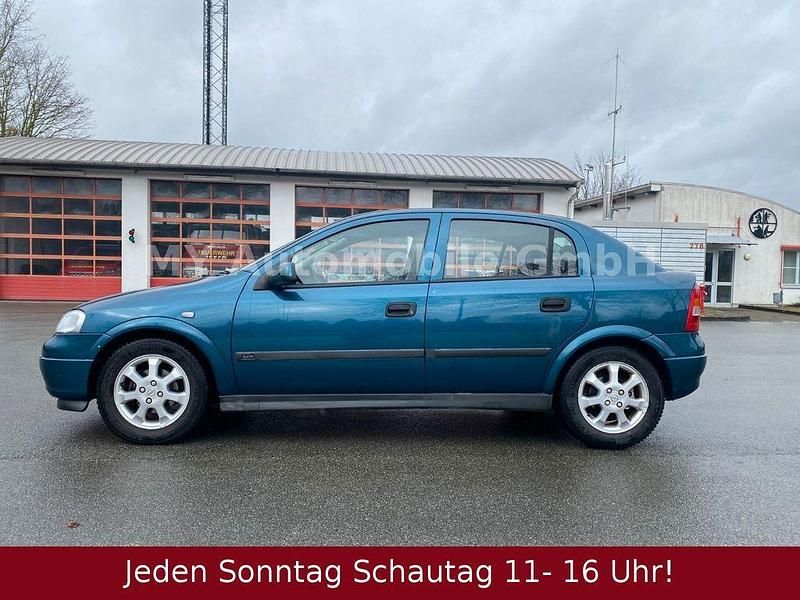 Gebraucht Opel Astra Selection 84 PS (61 kW) 2001 Blau Limousine