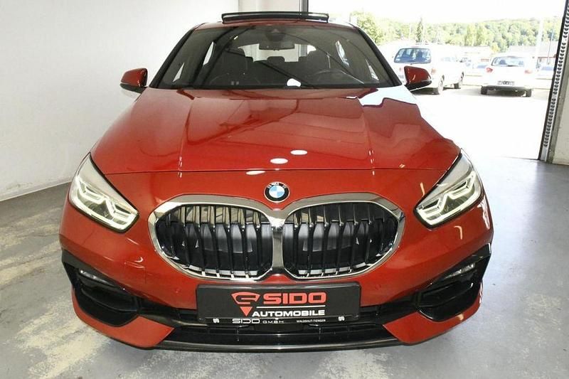 Gebraucht BMW 118 Sport Line 140 PS (102 kW) 2020 Rot Kleinwagen