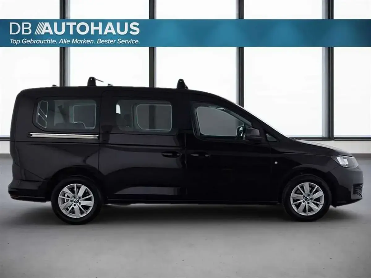 Gebraucht VW Caddy Maxi Life Life 114 PS (83 kW) 2024 Schwarz Van / Kleinbus