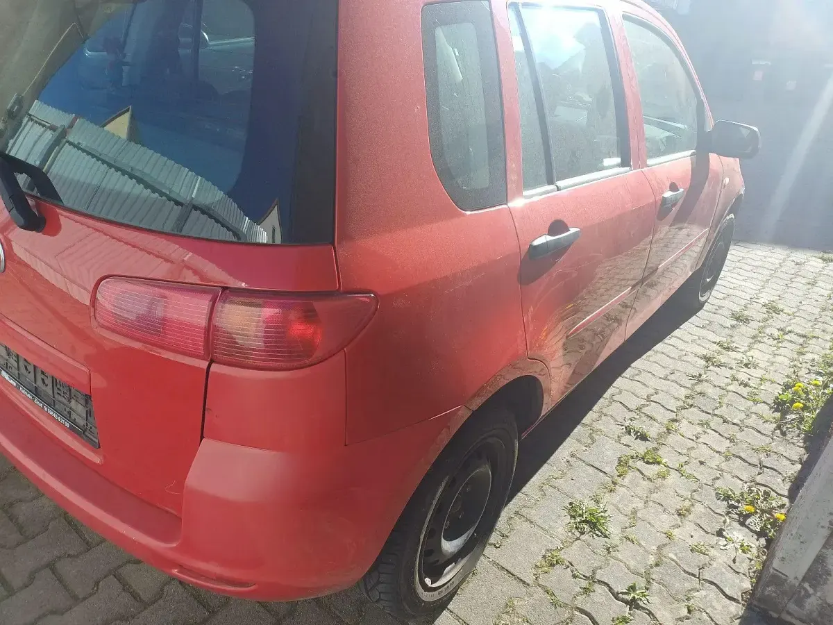Gebraucht Mazda 2 Comfort 75 PS (55 kW) 2004 Rot Kleinwagen