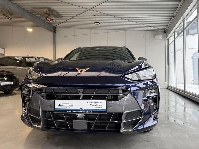 Blau Gebraucht 2025 Cupra Terramar SUV | 32.970 € (Superpreis) - Bild 1/4