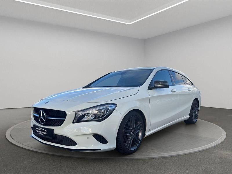 Calcitweiss unilack Gebraucht 2017 Mercedes CLA200 Shooting Brake Urban Kombi | 16.999 € (Fairer Preis) - Bild 1/4