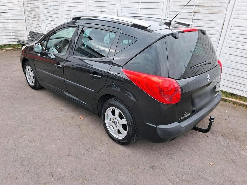 Gebraucht Peugeot 207 95 PS (69 kW) 2009 Schwarz Kombi