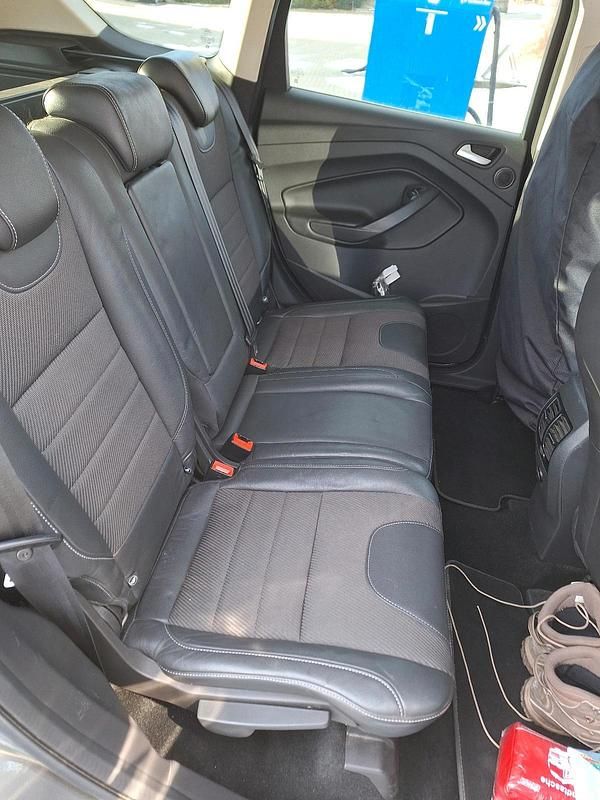 Gebraucht Ford Kuga 170 PS (125 kW) 2014 Grau SUV