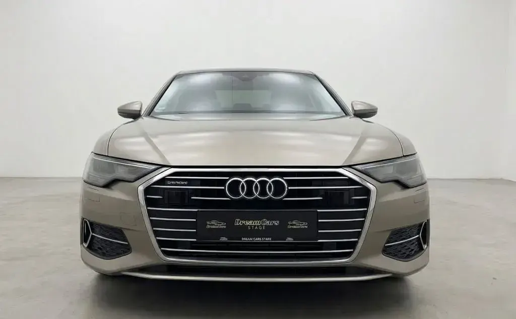 Gebraucht Audi A6 Sport 231 PS (169 kW) 2021 Beige Limousine