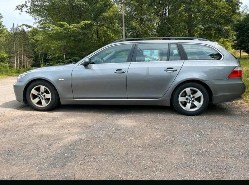 Grau Gebraucht 2010 BMW 520 Kombi | 3.600 € (Superpreis) - Bild 1/4