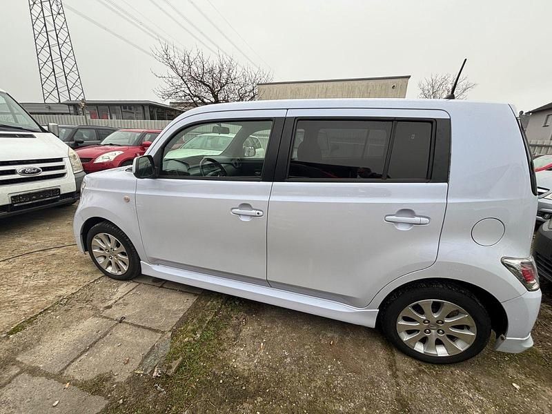 Gebraucht Daihatsu Materia 103 PS (75 kW) 2008 Weiß Van / Kleinbus