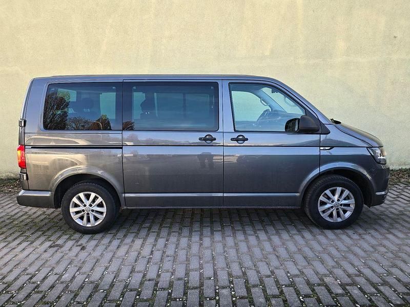 Gebraucht VW Multivan 150 PS (110 kW) 2017 Indiumgrau metallic Van