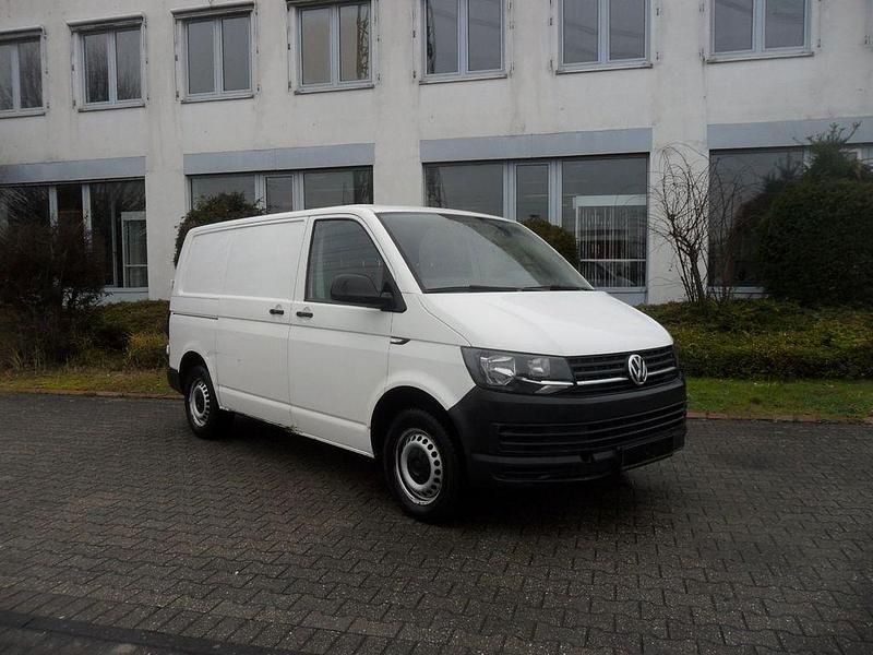 Gebraucht VW Transporter 84 PS (61 kW) 2018 Weiß Van