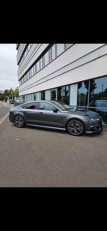 Gebraucht Audi A7 Ambiente 326 PS (239 kW) 2015 Grau Kleinwagen