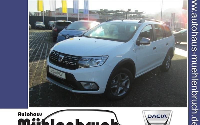 Weiß Gebraucht 2019 Dacia Logan MCV Stepway Kombi | 9.497 € - Bild 1/4