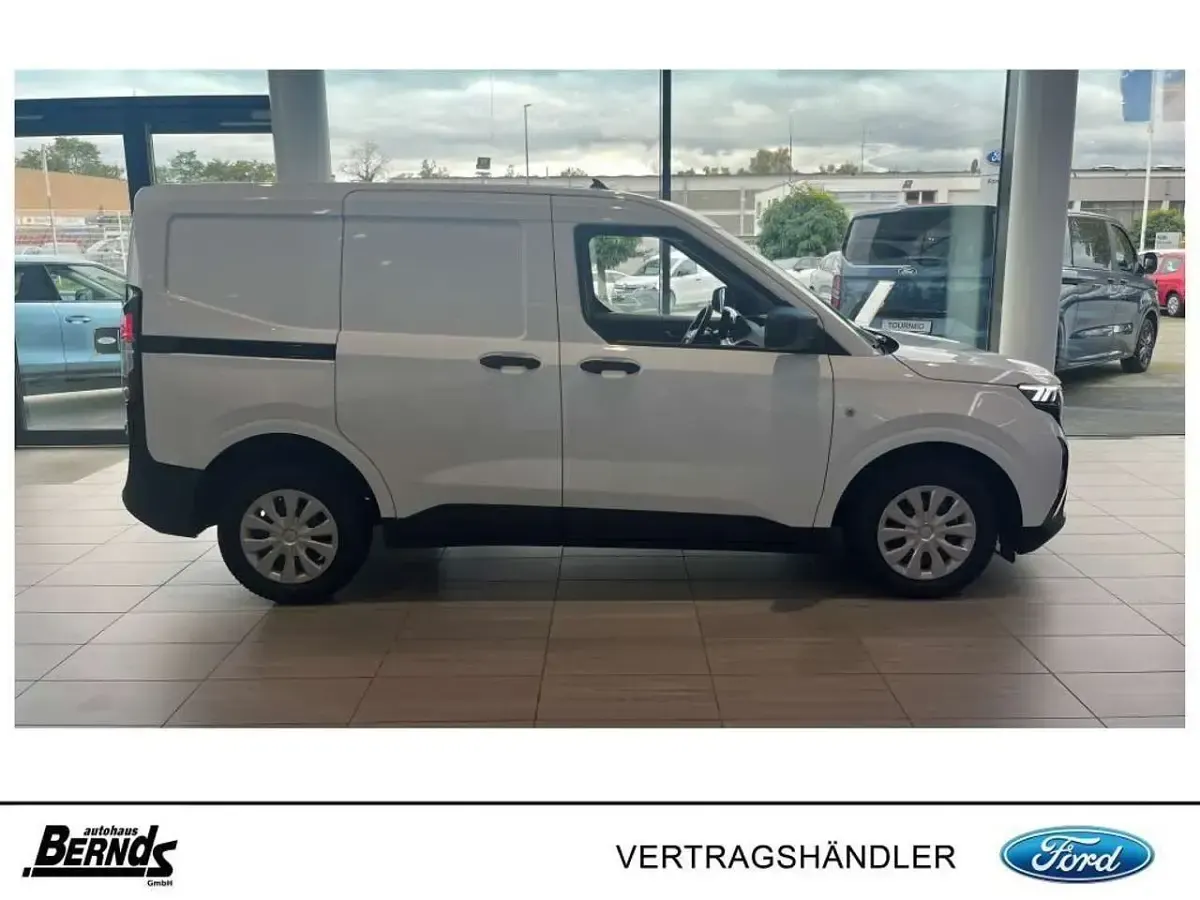 Neu Ford Transit Courier Trend 101 PS (74 kW) 2025 Frozen white Van