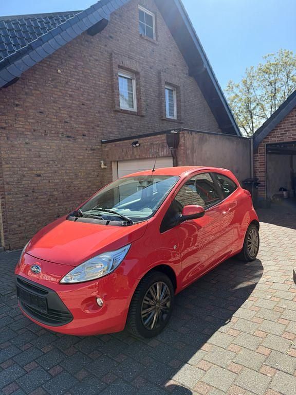 Second-hand Ford Ka Titanium 69 CP (50 kW) 2009 Roșu Hatchback