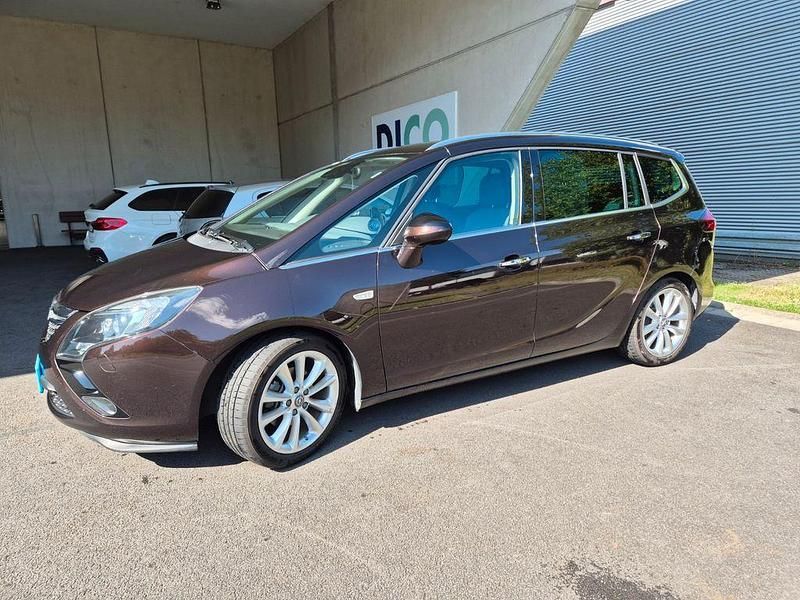 Gebraucht Opel Zafira Tourer Active 140 PS (102 kW) 2012 Braun Van / Kleinbus