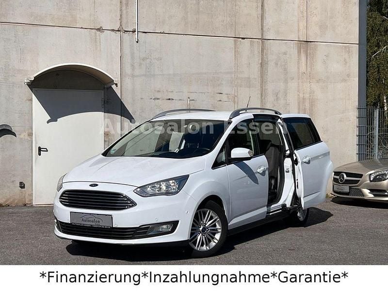 Weiß Gebraucht 2016 Ford Grand C-Max Titanium Van / Kleinbus | 11.490 € (Guter Preis) - Bild 1/4