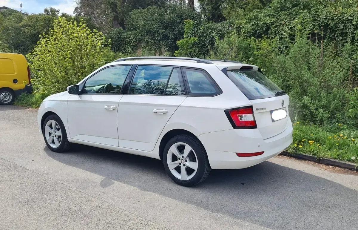 Gebraucht Skoda Fabia Style 95 PS (69 kW) 2019 Weiß Kleinwagen