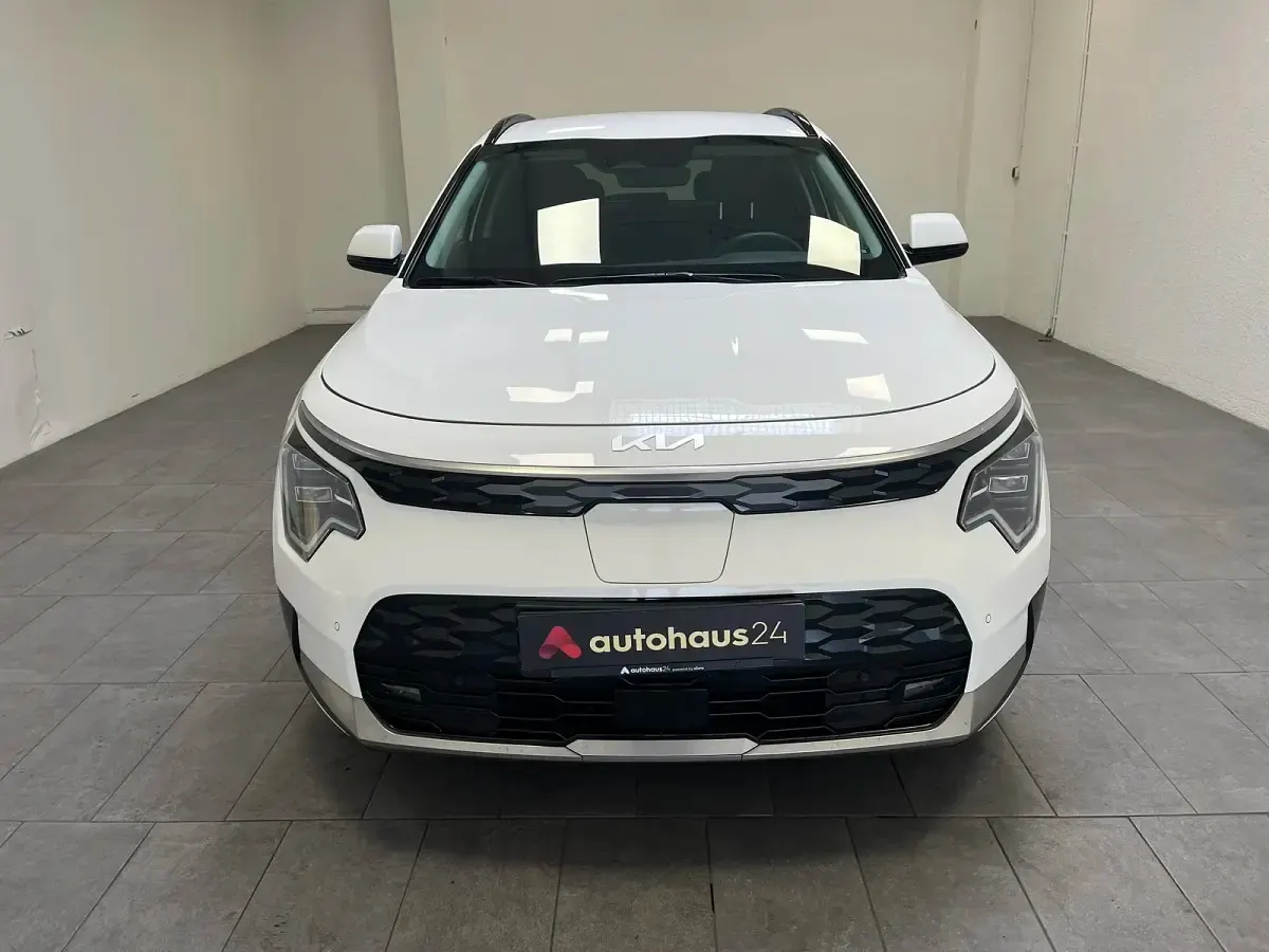 Gebraucht Kia e-Niro Vision 150 kW (204 PS) 2024 Weiß SUV