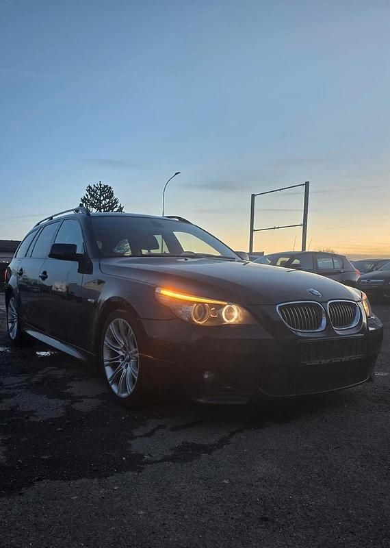 Gebraucht BMW 530 235 PS (172 kW) 2009 Kombi