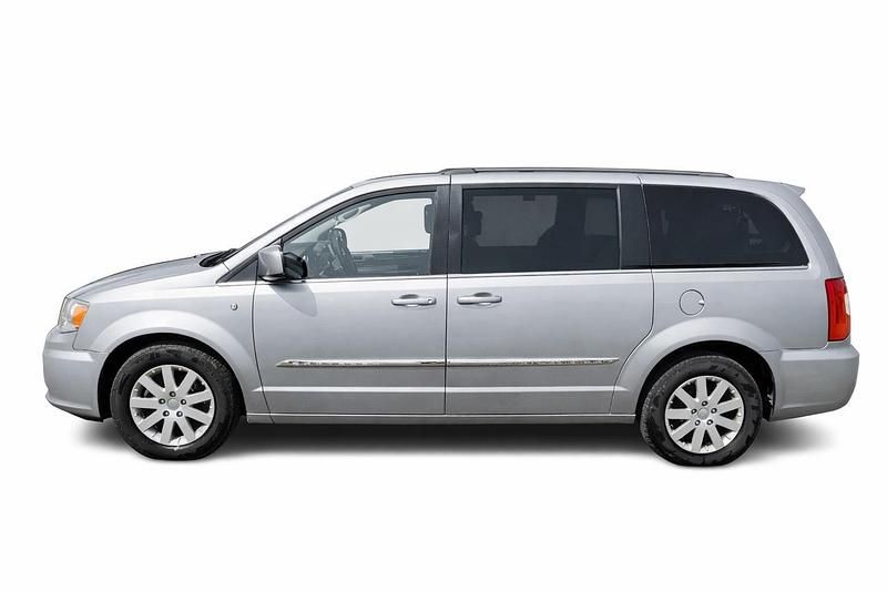 Gebraucht Chrysler Town & Country 288 PS (211 kW) 2014 Silber Van / Kleinbus
