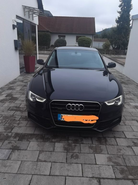 Schwarz Gebraucht 2016 Audi A5 Coupé | 20.400 € (Guter Preis) - Bild 1/4