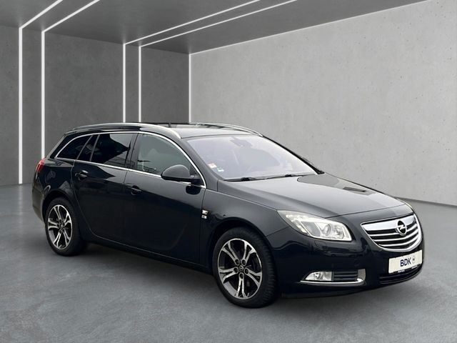 Gebraucht Opel Insignia 194 PS (142 kW) 2012 Schwarz Kombi