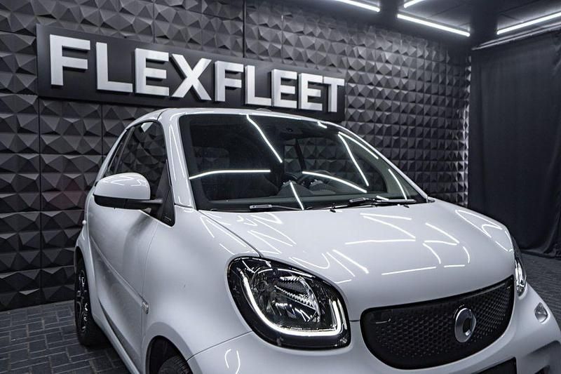 Gebraucht Smart ForTwo Cabrio Passion 90 PS (66 kW) 2018 Tridionsicherheitszelle weiss Cabrio