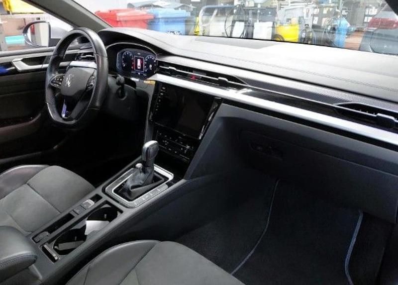 Gebraucht VW Arteon R 320 PS (235 kW) 2023 Deep black Kombi