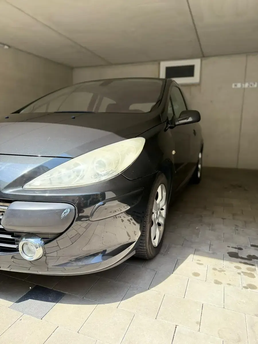 Gebraucht Peugeot 307 109 PS (80 kW) 2005 Schwarz Kleinwagen