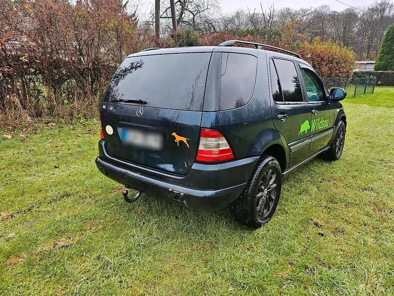 Gebraucht Mercedes ML320 218 PS (160 kW) 1998 SUV