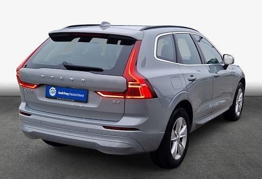 Gebraucht Volvo XC60 Core 197 PS (144 kW) 2023 Grau SUV