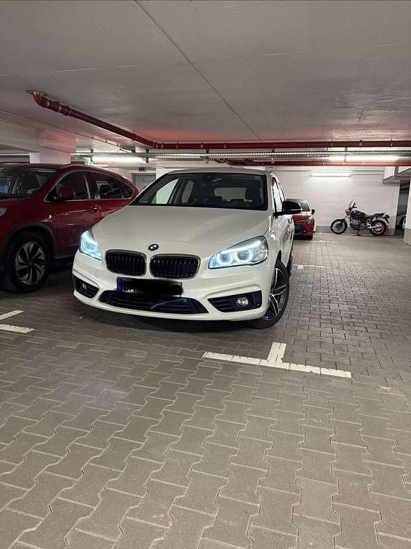 Gebraucht BMW 218 136 PS (100 kW) 2016 Kombi