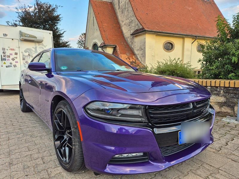 Violet Gebraucht 2016 Dodge Charger Limousine | 24.999 € (Etwas zu teuer) - Bild 1/4