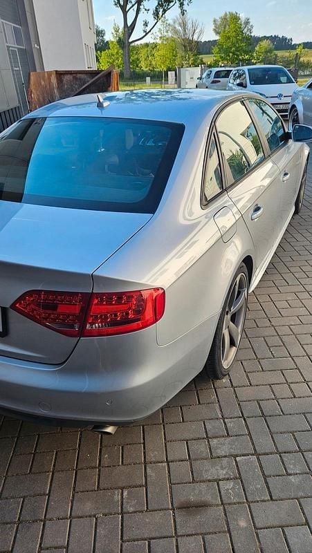 Gebraucht Audi A4 S-Line 300 PS (220 kW) 2011 Silber Limousine