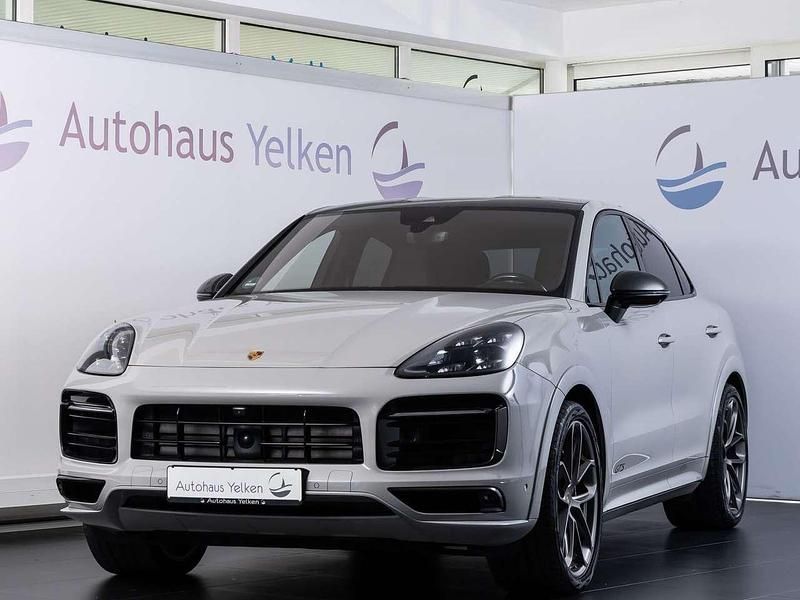 Kreidegrau Gebraucht 2021 Porsche Cayenne SUV | 107.900 € - Bild 1/4