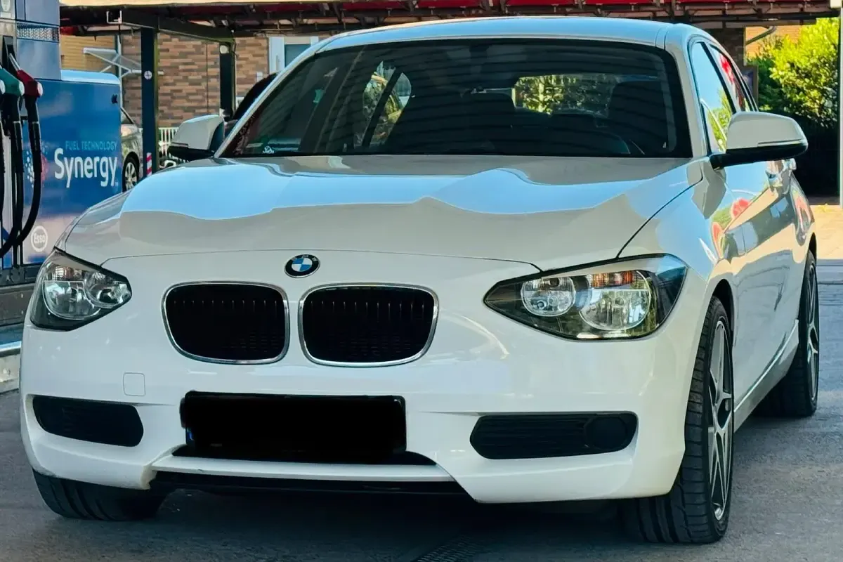 Gebraucht BMW 116 136 PS (100 kW) 2012 Weiß Kleinwagen