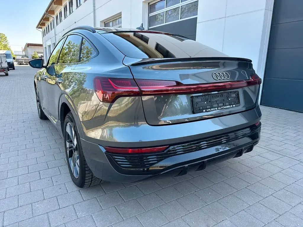 Gebraucht Audi Q8 e-tron S-Line 300 kW (408 PS) 2024 Grau SUV