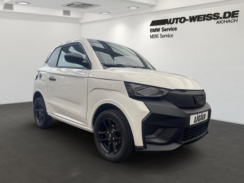 Novo Ligier JS50 2026 Branco Citadino