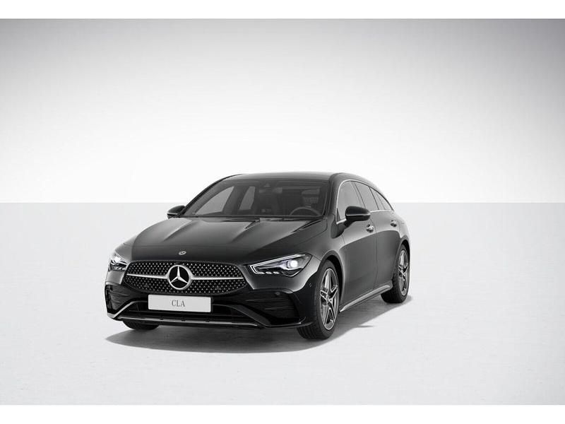 Metalliclack kosmosschwarz (metallic) Gebraucht 2024 Mercedes CLA180 Shooting Brake AMG Kombi | 35.970 € - Bild 1/4
