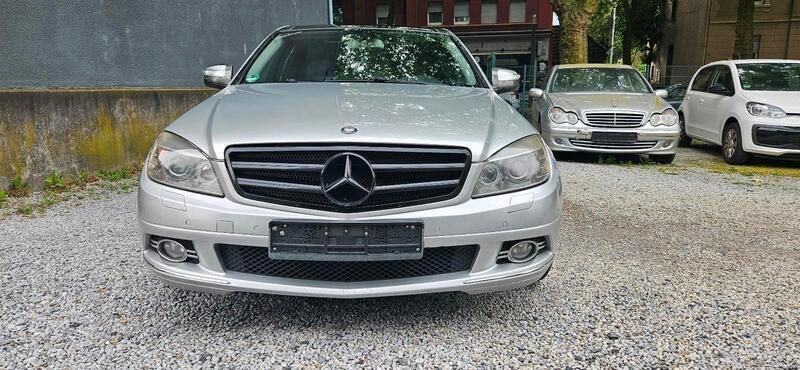 Silber Gebraucht 2007 Mercedes C320 Avantgarde Limousine | 4.500 € (Fairer Preis) - Bild 1/4