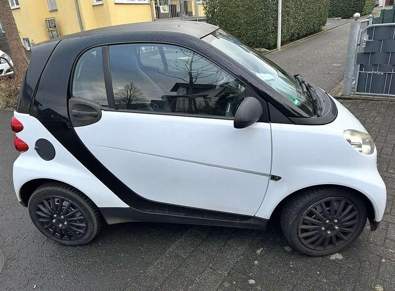 Gebraucht Smart ForTwo Coupé 61 PS (44 kW) 2010 Coupé
