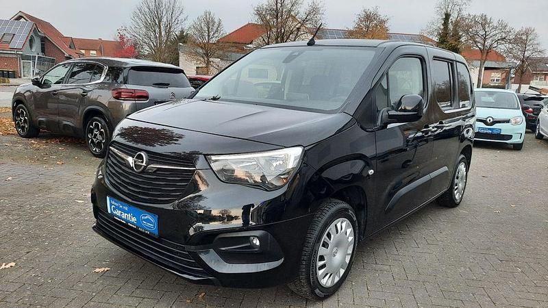 Schwarz Gebraucht 2023 Opel Combo Life Elegance Van / Kleinbus | 19.480 € (Guter Preis) - Bild 1/4