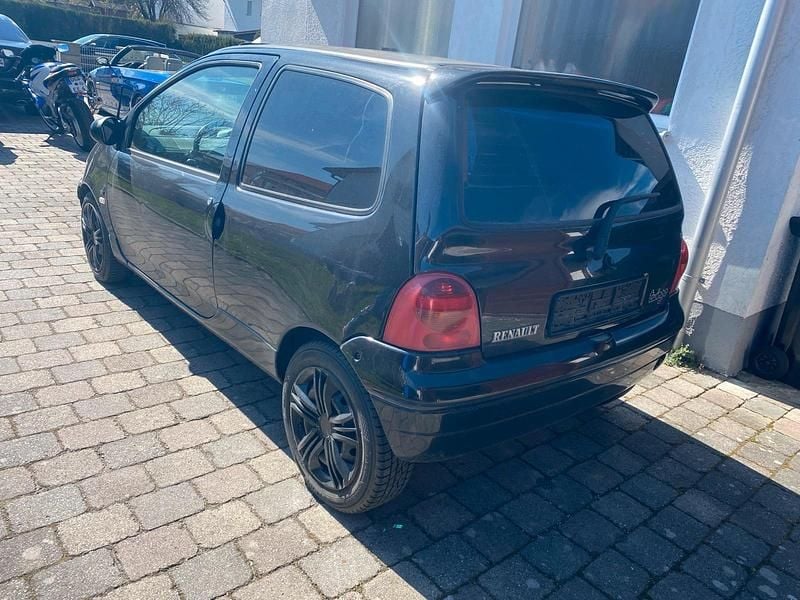 Second-hand Renault Twingo 75 CP (55 kW) 2003 Negru Hatchback