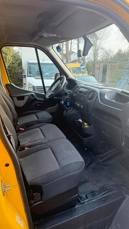 Gebraucht Renault Master 136 PS (100 kW) 2018 Gelb Van