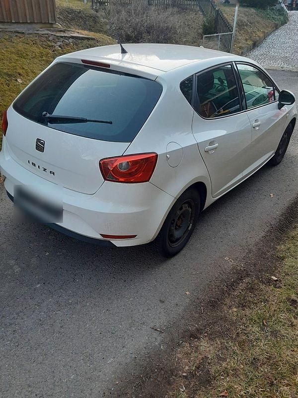 Gebraucht Seat Ibiza 86 PS (63 kW) 2015 Weiß Kleinwagen