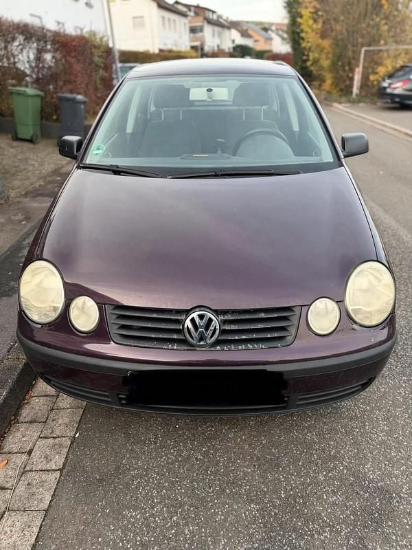 Violet Gebraucht 2002 VW Polo Kleinwagen | 400 € (Superpreis) - Bild 1/4