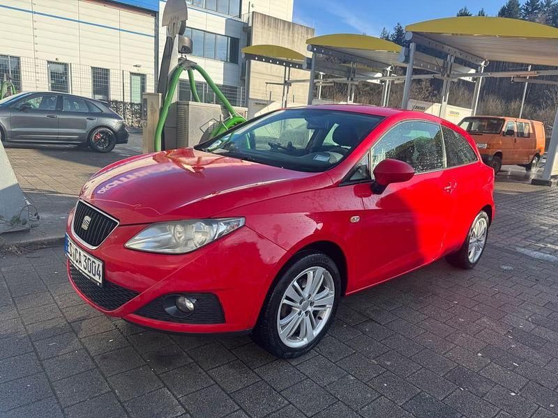 Gebraucht Seat Ibiza SC Style 86 PS (63 kW) 2010 Rot Kleinwagen