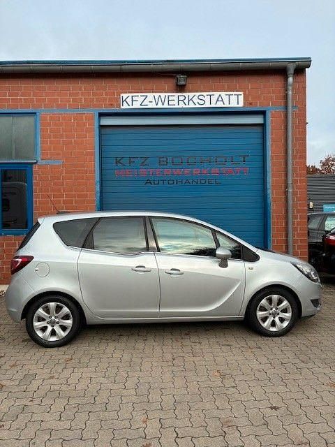 Silber Gebraucht 2016 Opel Meriva Innovation Van / Kleinbus | 9.100 € (Etwas zu teuer) - Bild 1/4