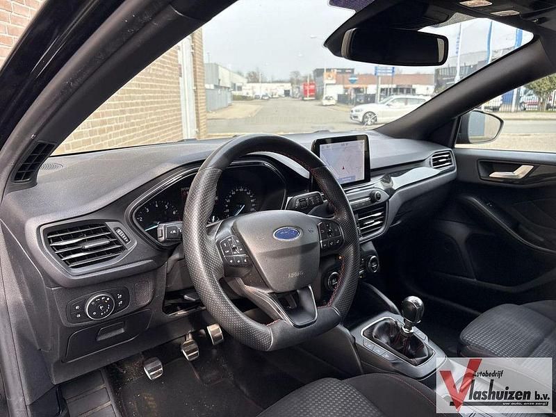 Gebraucht Ford Focus Business Edition 125 PS (91 kW) 2020 Schwarz Limousine