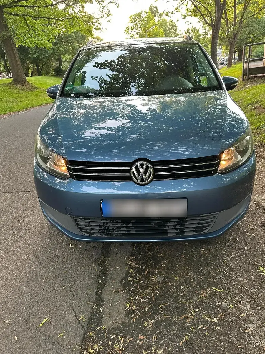 Gebraucht VW Touran 105 PS (77 kW) 2010 Blau Van / Kleinbus
